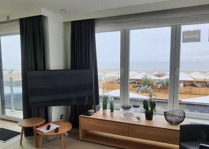 Koksijde Zeedijk La Digue 101 Appartement Met Garage - Frontaal Zeezicht - Adult Only